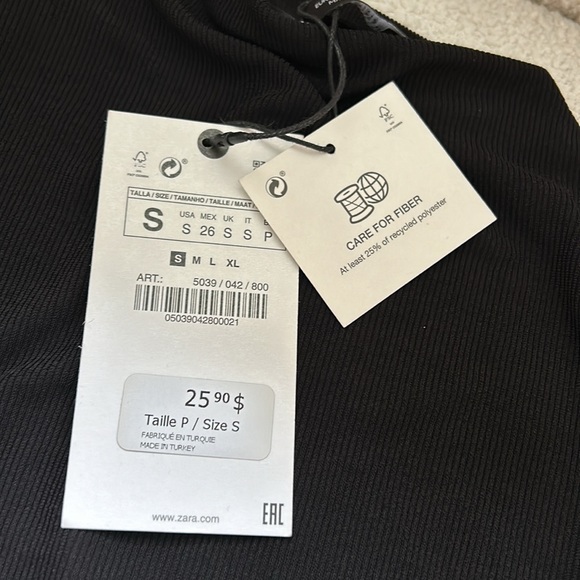 Thin ribbed soft tank - Picture 2 of 2